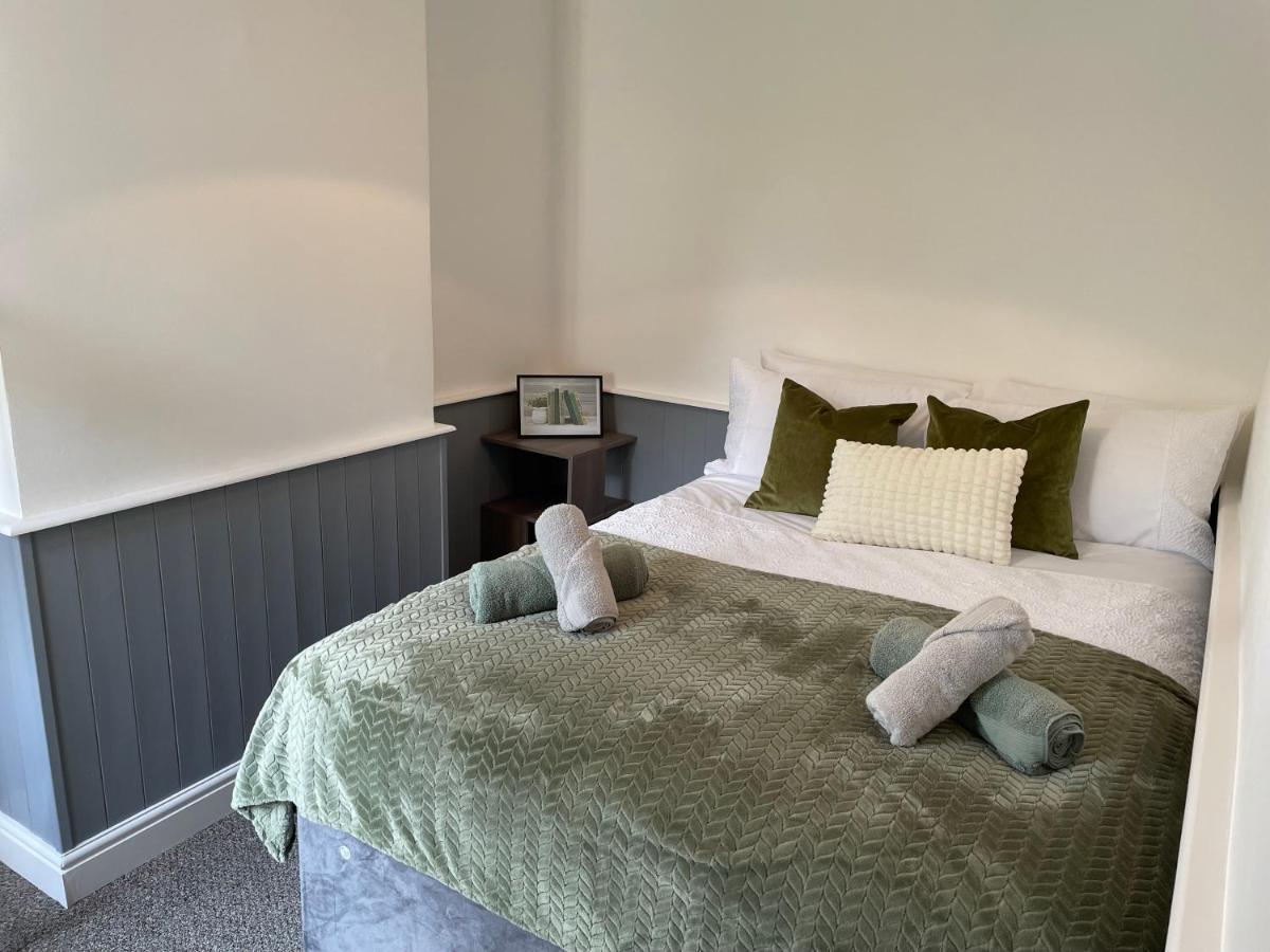 Comfy Home For Contractors And Families With Free Parking - Sage View Aldershot Exteriör bild