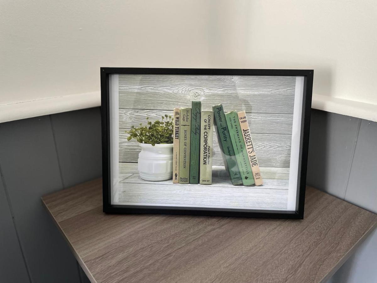 Comfy Home For Contractors And Families With Free Parking - Sage View Aldershot Exteriör bild
