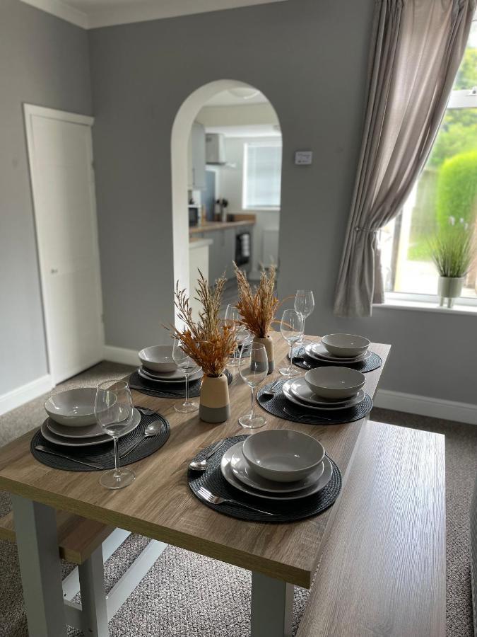 Comfy Home For Contractors And Families With Free Parking - Sage View Aldershot Exteriör bild