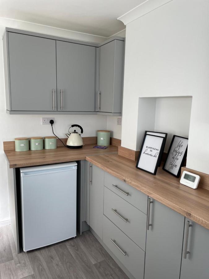 Comfy Home For Contractors And Families With Free Parking - Sage View Aldershot Exteriör bild
